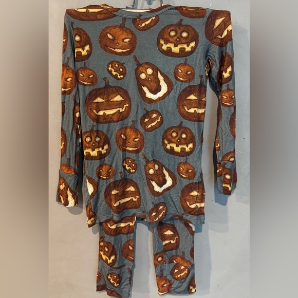 NEW Posh Peanut Kirby Halloween 5T bamboo pajamas pumpkin jack-o’-lantern - Picture 1 of 5